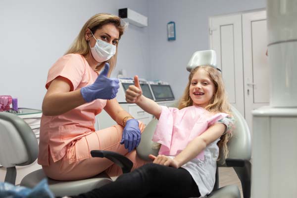 When To Take Your Child To A Family Dentist