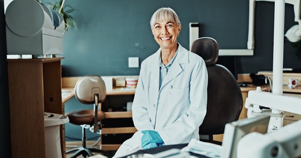 How Periodontics Helps Protect Teeth And Gums From Disease